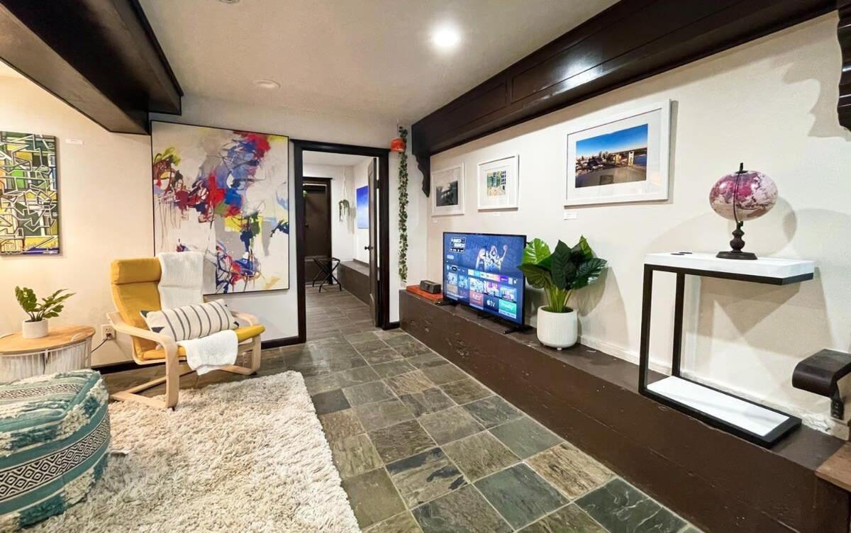 Artist'S Apartment In The Heart Of The City 薩克拉門托 外观 照片